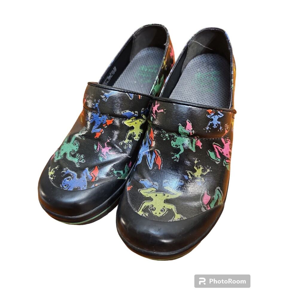 Dansko Vegan Volley Clogs Mules Black With Frogs WOMENS SIZE 39‎ US Size 8.5/9